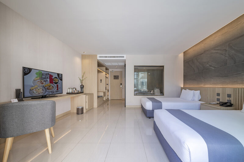 Universal Room