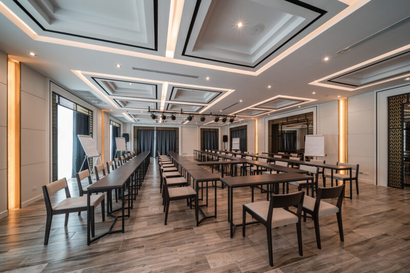 Classic Meeting Room