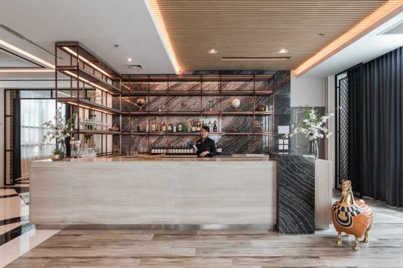 ME Eatery & Bar